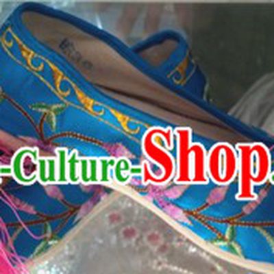 Chinese Opera Embroidered Flower Shoes for Women