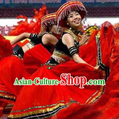 Chinese Achang Ethnic Minority Female Clothes and Hat