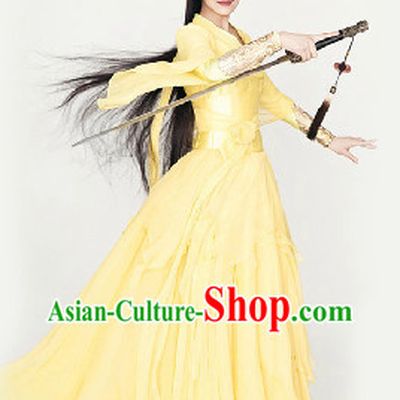 Ancient Chinese Swordswoman Light Yellow Outfit for Women