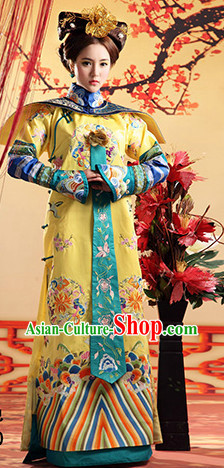 Chinese Imperial Royal Empress Embroidery Clothes and Hair Accessories