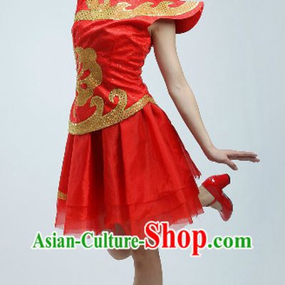 National Raised Shoulders Red Dance Costume