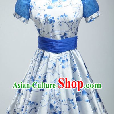 Local Traditional Dance Costumes and Headpieces for Women or Children