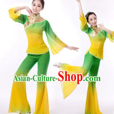 Traditional Chinese Clothing for Professional Stage Performance