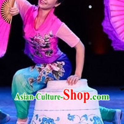 Traditional Chinese Fan Dancing Dresses