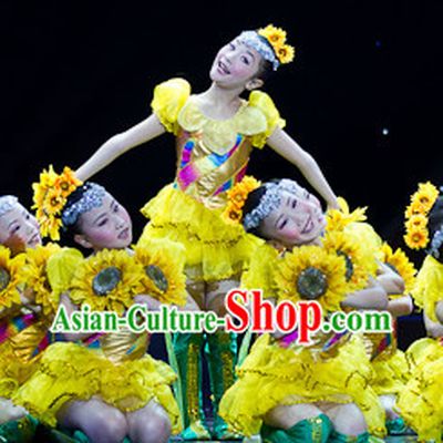 Traditional Chinese Sunflower Dancing Costumes and Props