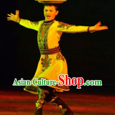 Beijing Dance Academy Teaching Xinjiang Dancer Costumes
