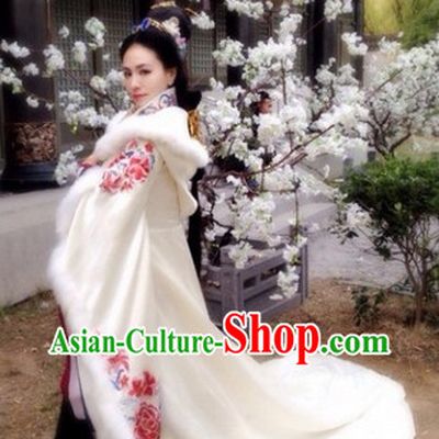 Lanling Queen Winter Mantle Cape