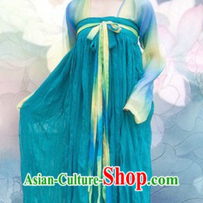 Traditional Tang Dynasty Dresses for Women