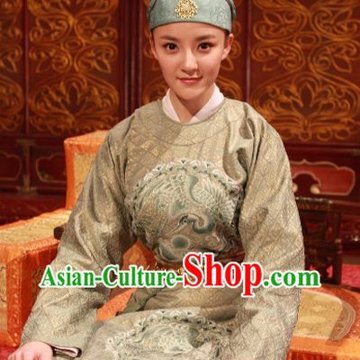Tang Dynasty Celebrity Costumes and Hat