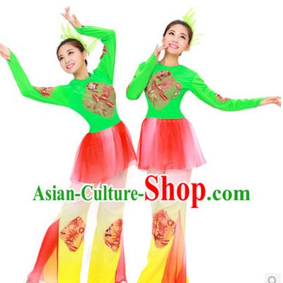 Chinese Folk Dance Costume and Headdress