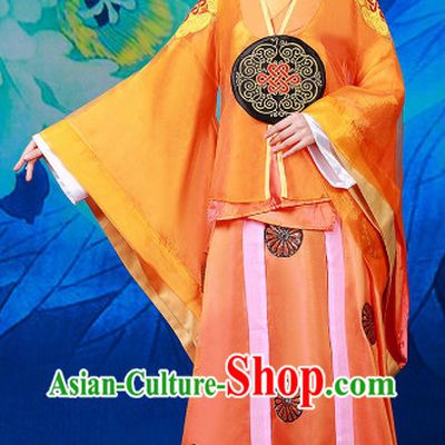 Chinese Lv Zhen Court Dress