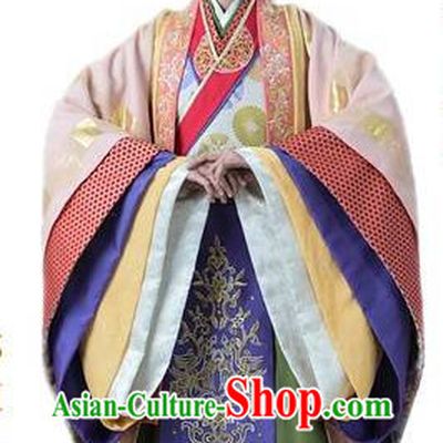 Traditional Chinese Princess Dresses and Hair Decorations