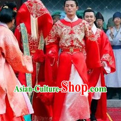 Traditional Chinese Red Wedding Dress for Bridegroom