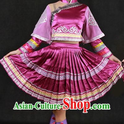 China Miao Ethnic Clothing and Hat for Women