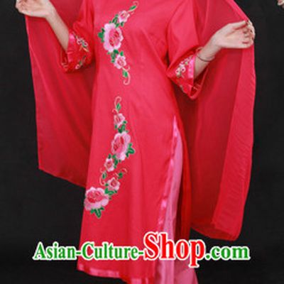 Chinese Hui Ethnic Minority Clothing and Hat for Women
