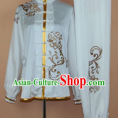 Traditional White Silk Embroidery Martial Arts Competition Uniform for Men
