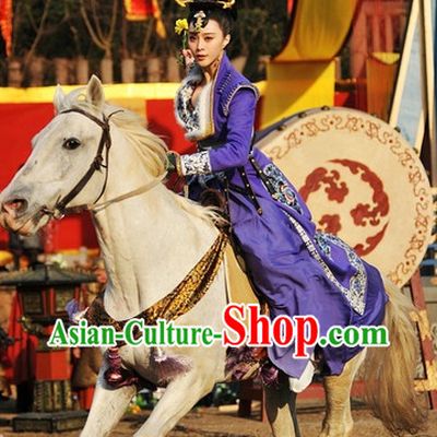 Chinese Tang Dynasty Empress Clothes and Hairpins Complete Set