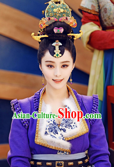 Tang Dynasty Empress Wig and Hairpins