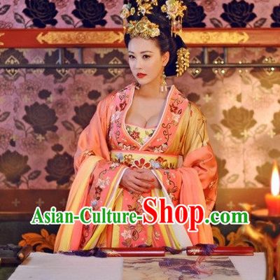 Traditional Chinese Emperss Clothing and Hair Ornaments Complete Set