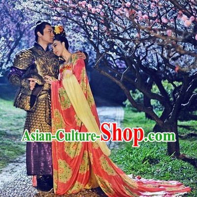 Chinese Traditional Empress Clothes with Long Tail