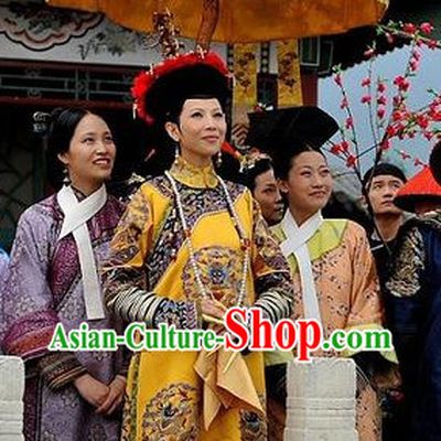 Chinese Empress Clothing and Hat with Phoenix Emboridery