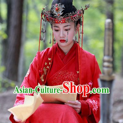 China Red Wedding Suit for Women and Hair Accessories