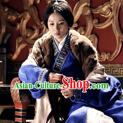 Chinese Ethnic Minority Noblewoman Clothes