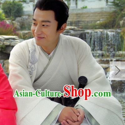 Chinese Dramaturgic Gowns and Robes for Men