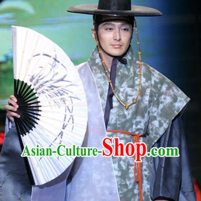 Traditional Korean Scholar Costume for Men
