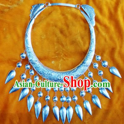 Traditional China Silver Miao Necklace