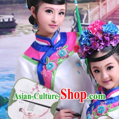 Chinese Traditional Costumes for Women