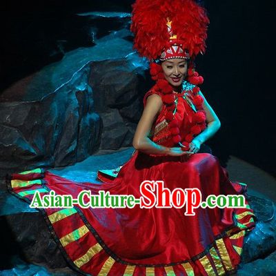 China Yunnan Lijiang Minority Ethnic Clothing and Hat