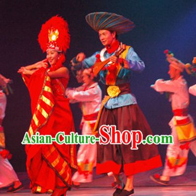 China Yunnan Lijiang Minority Ethnic Clothing and Hat for Men