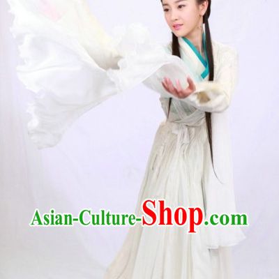 China Ancient Traditional Long Sleeves Dance Suit for Girls