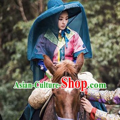 Chinese Traditional Princess Costume and Hat