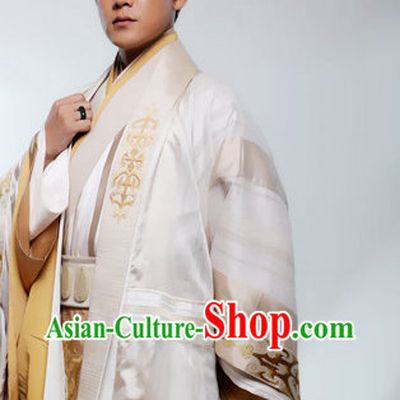 Chinese Traditional Nobleman and Hat