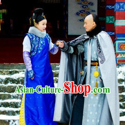 Chinese Traditional Aristocracy Costumes for Men and Women