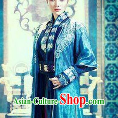 Chinese Female Superhero Costumes and Headwear