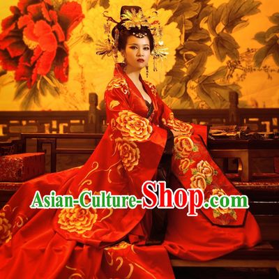 China Ancient Empress Clothes and Phoenix Hair Accessories
