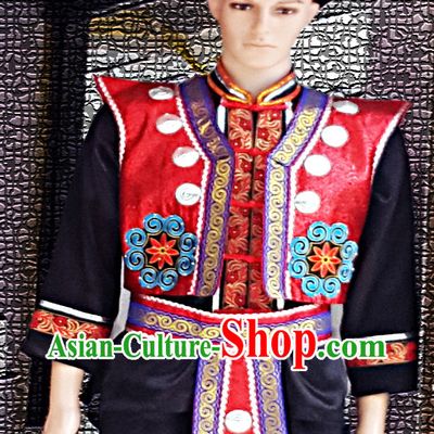 China Miao Dresses and Hat for Boys