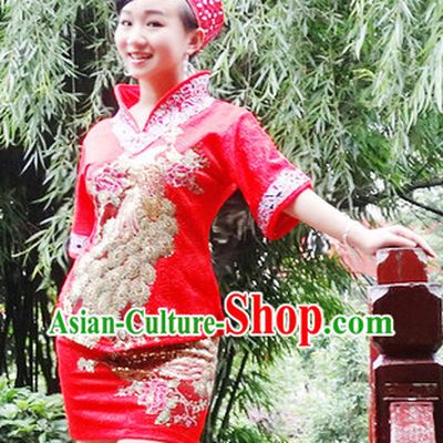China Miao Minority Ethnic Clothes for Women