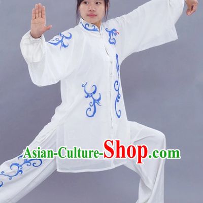 Tradtiional Martial Arts Embroidered Championshiop Winner Suit and Cloak