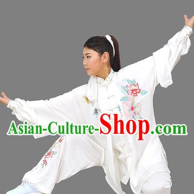 Tradtiional White Tai Chi Chuan Competition Suit