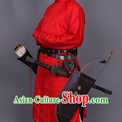Tang Dynasty Red Long Robe and Hat for Men