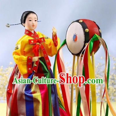 Korean Handmade Hwang Jin Yi Historical Character Silk Figurine