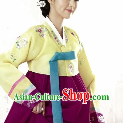 Korean Classical Hanbok Costumes for Women