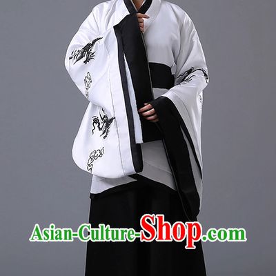 Chinese Traditional Phoenix Embroidered National Costumes for Women