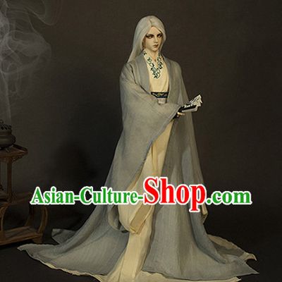 Ancient Chinese Costumes for Superheroes and Swordsmen