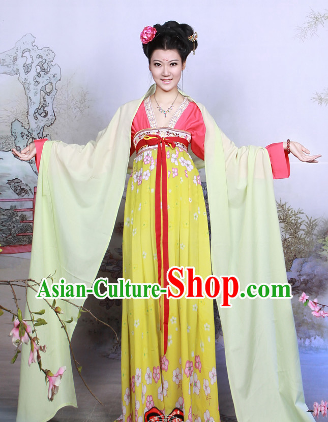 China Tang Dynasty Lady Clothes and Hair Clasps for Women