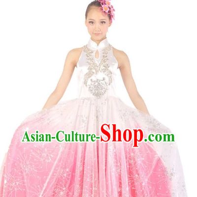Chinese Contemporary Costumes and Headwear for Women